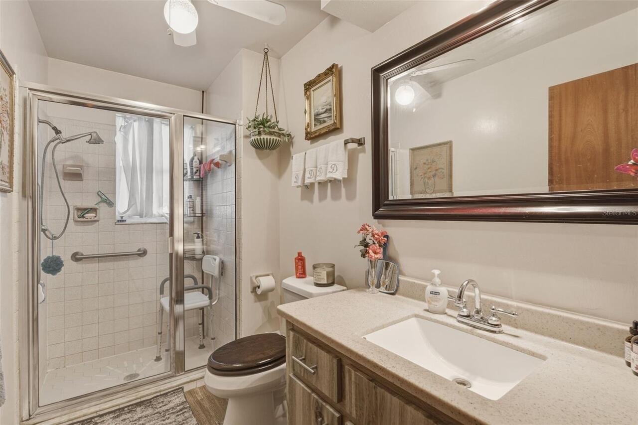Listing Photo 16