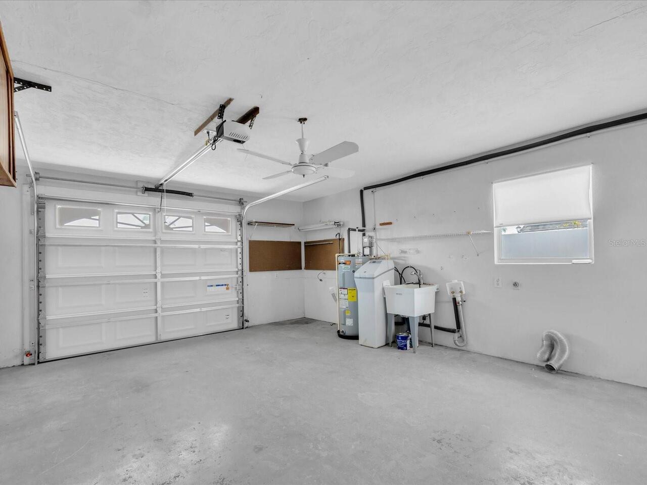 Listing Photo 14
