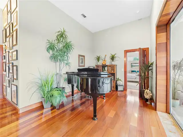Listing Photo 29