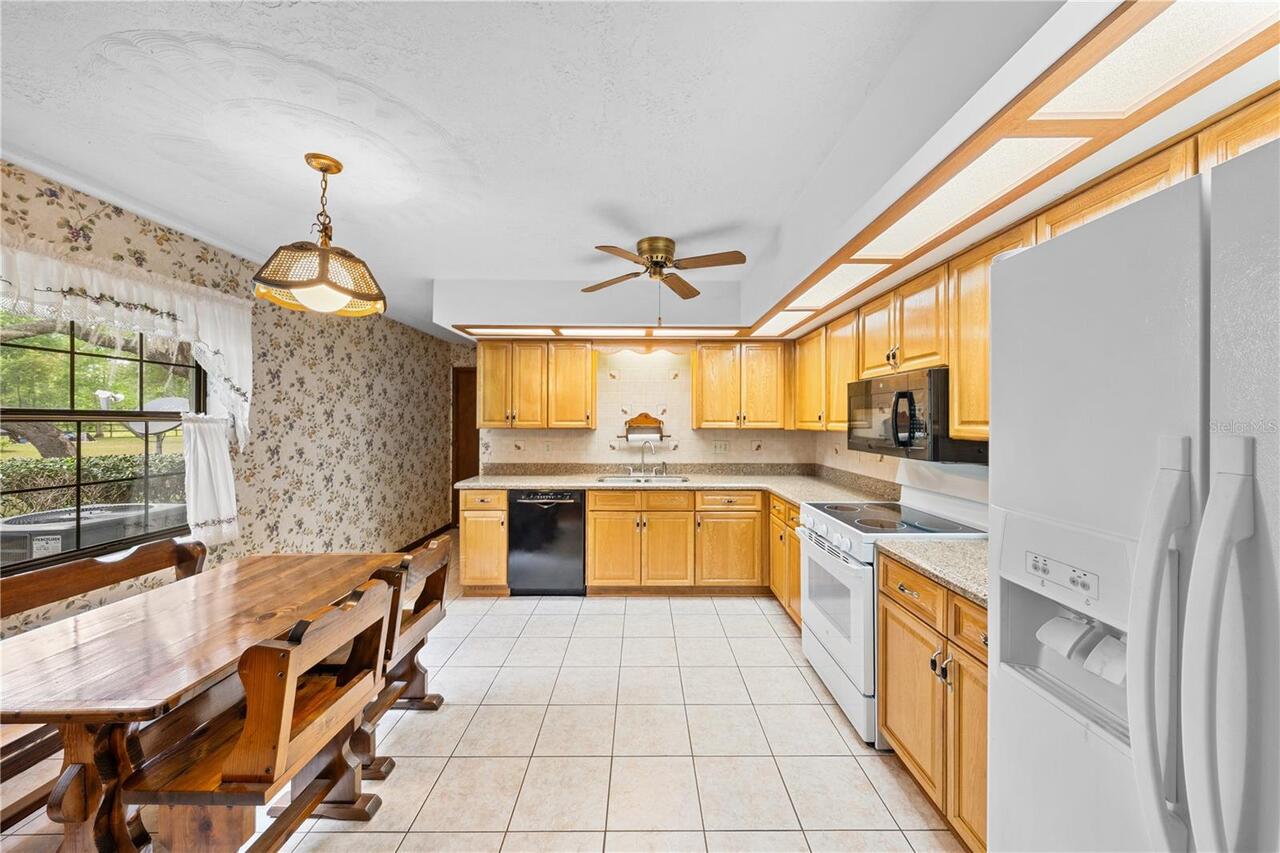 Listing Photo 23