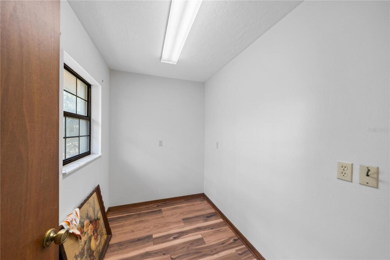 Listing Photo 38
