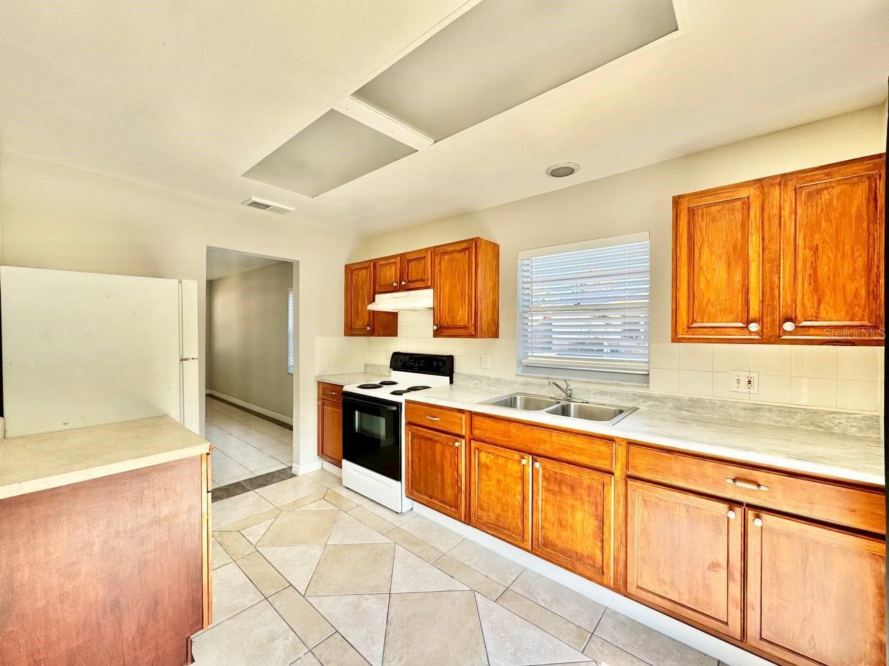 Listing Photo 7