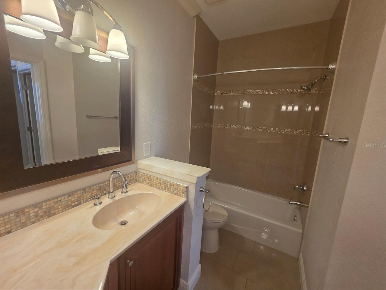 Listing Photo 20