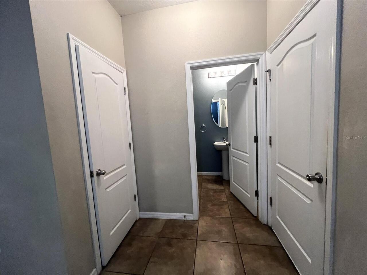 Listing Photo 11