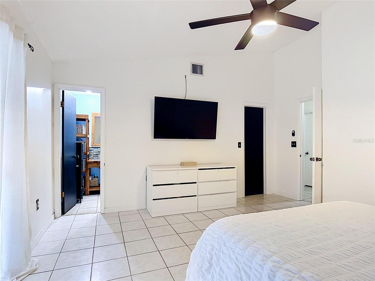 Listing Photo 43