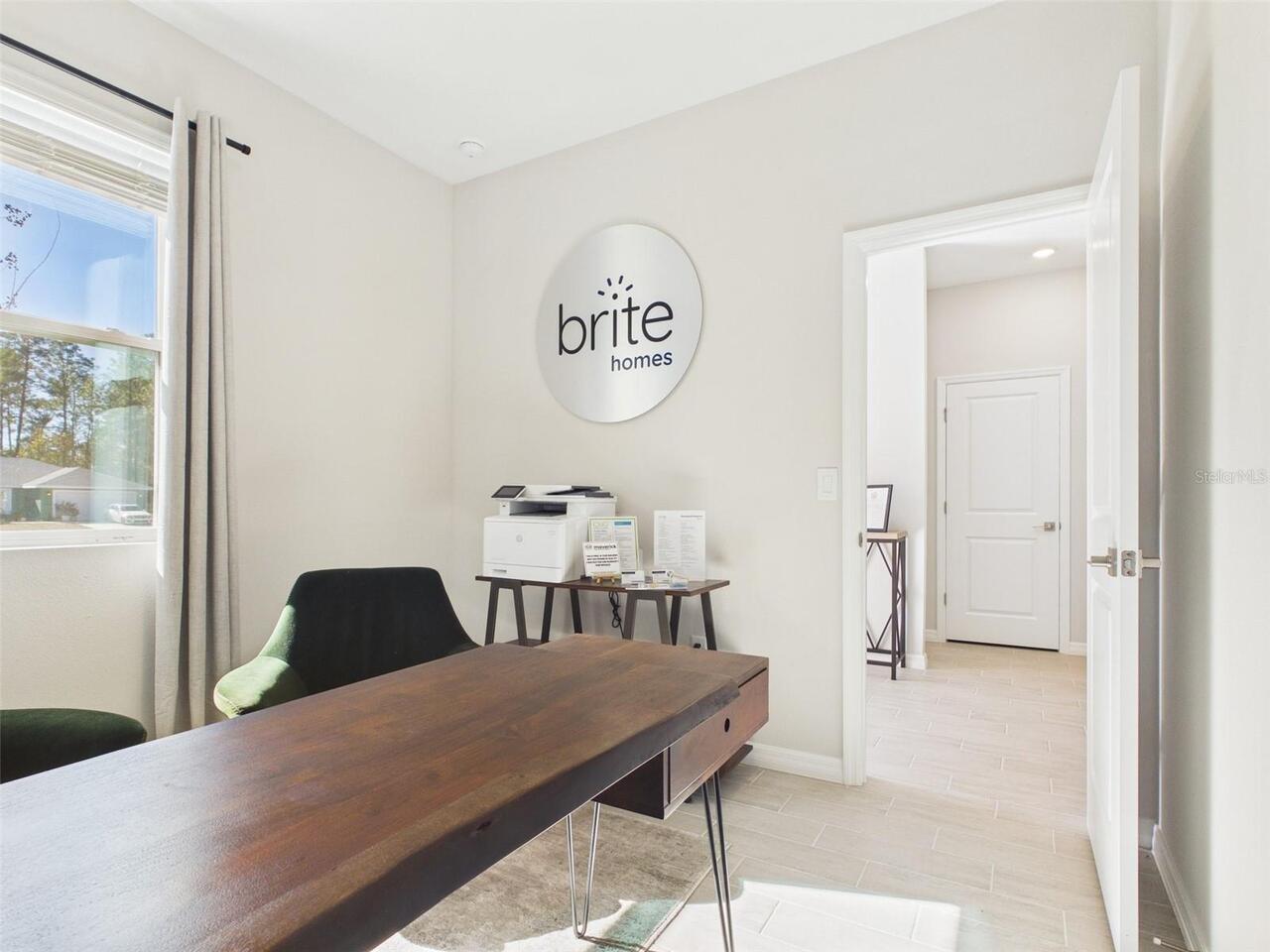 Listing Photo 12