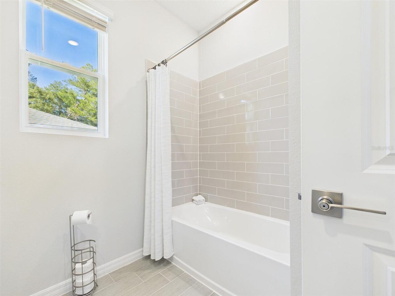 Listing Photo 43
