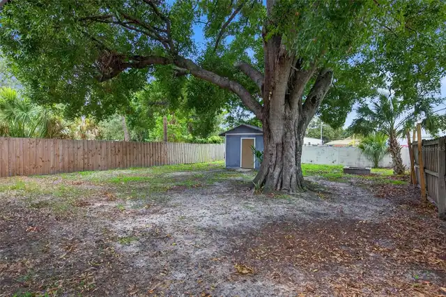 Listing Photo 22