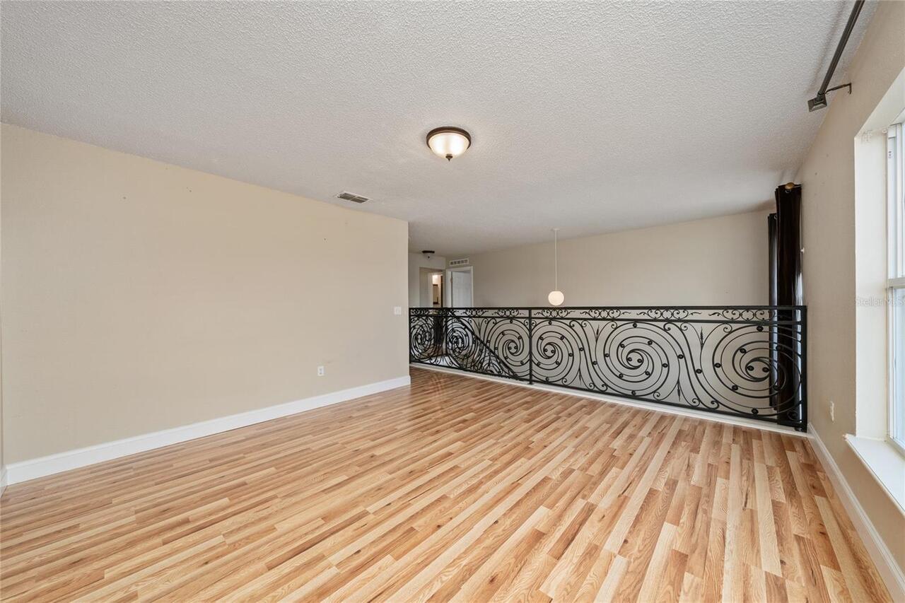 Listing Photo 17