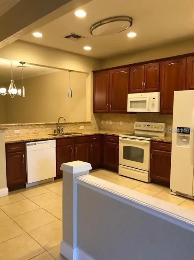 Listing Photo 16