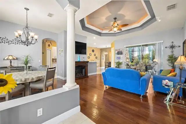 Listing Photo 10
