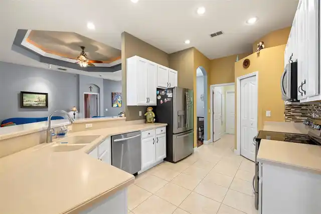 Listing Photo 15