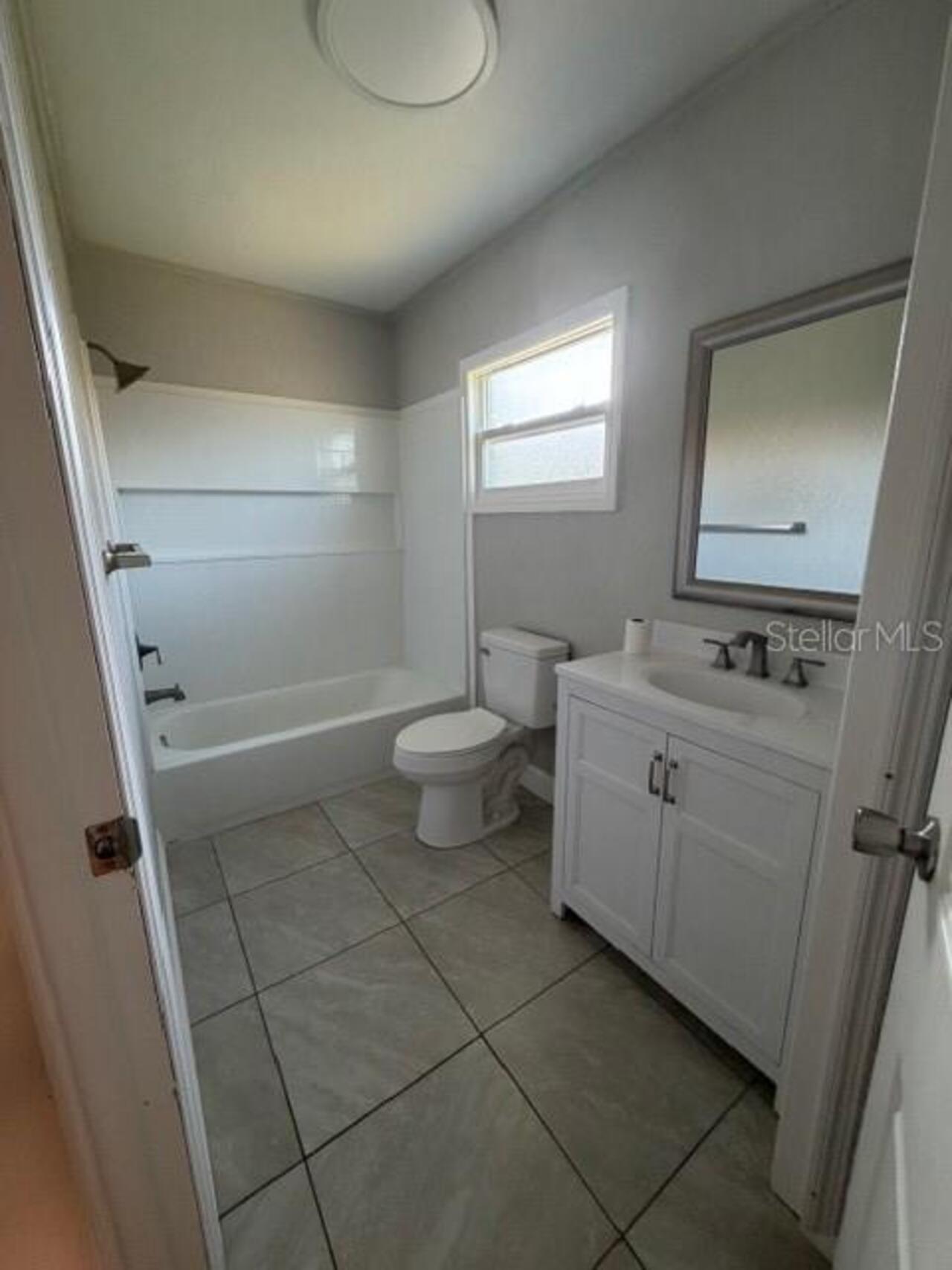 Listing Photo 8
