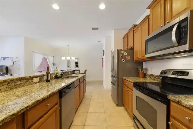 Listing Photo 9