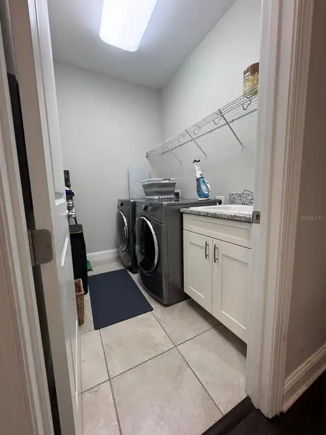 Listing Photo 11