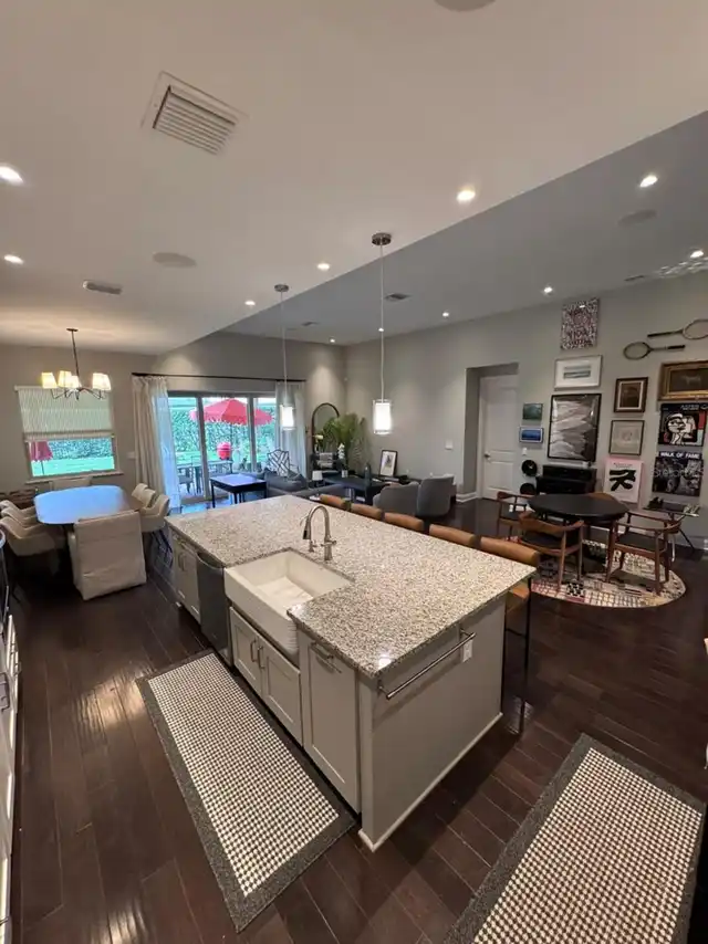 Listing Photo 15