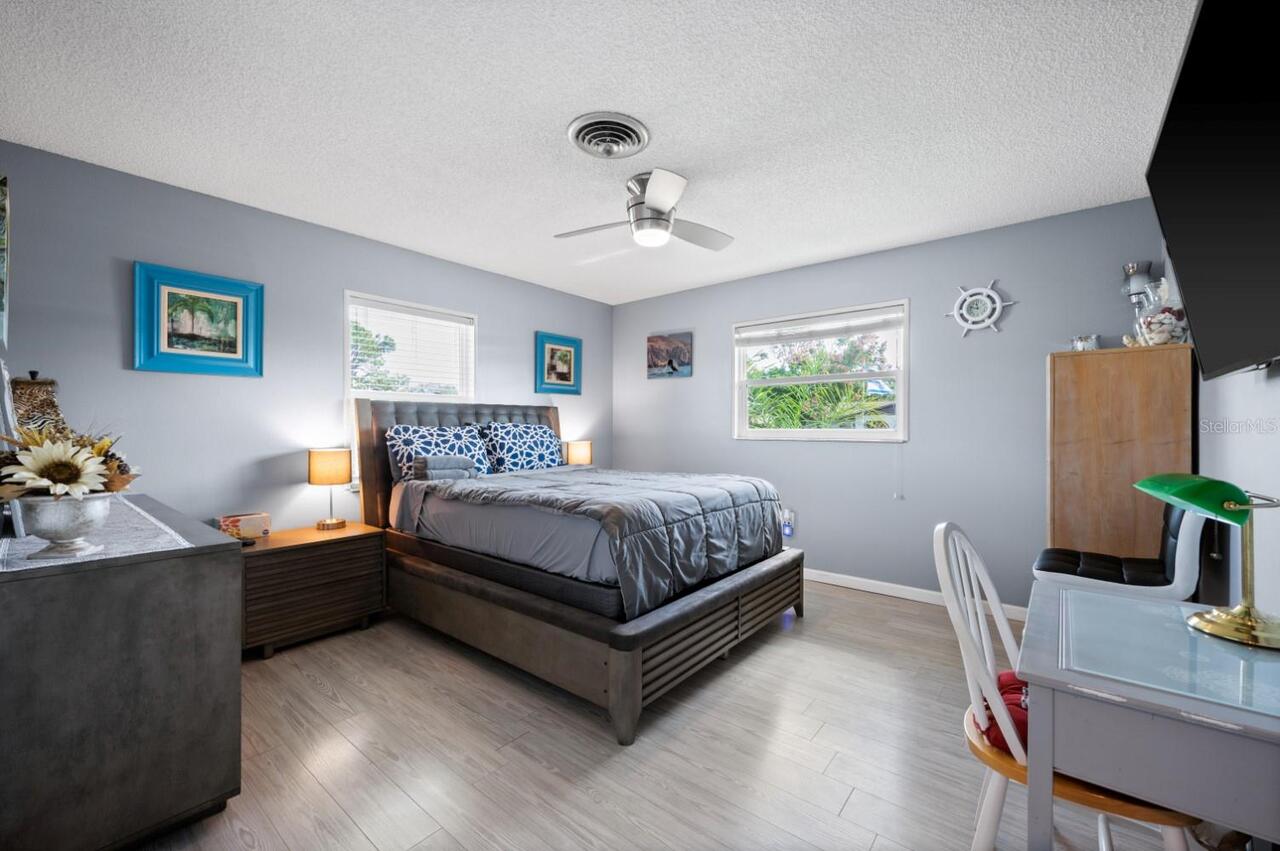 Listing Photo 25