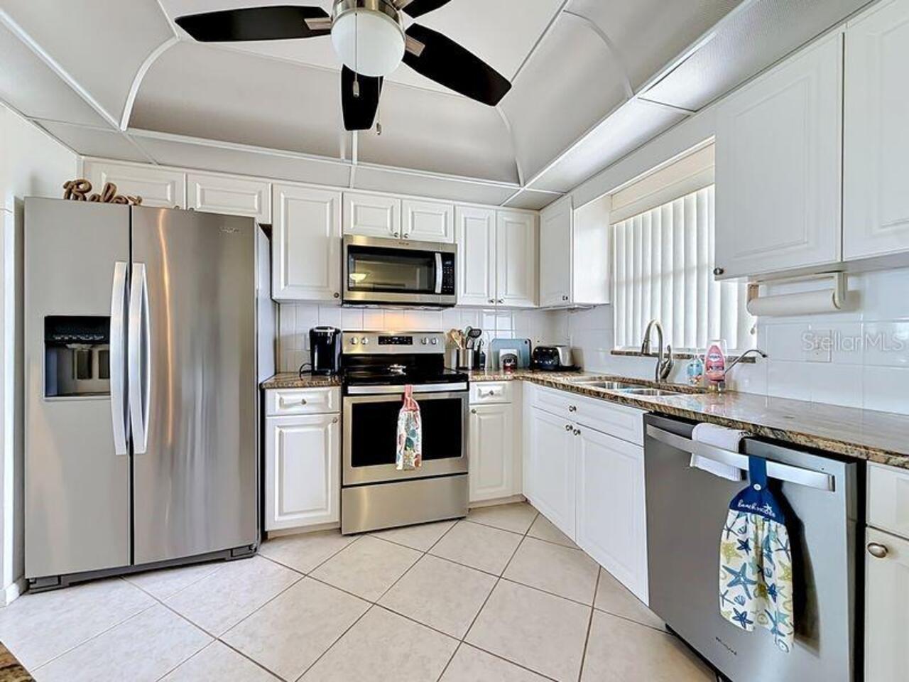 Listing Photo 8