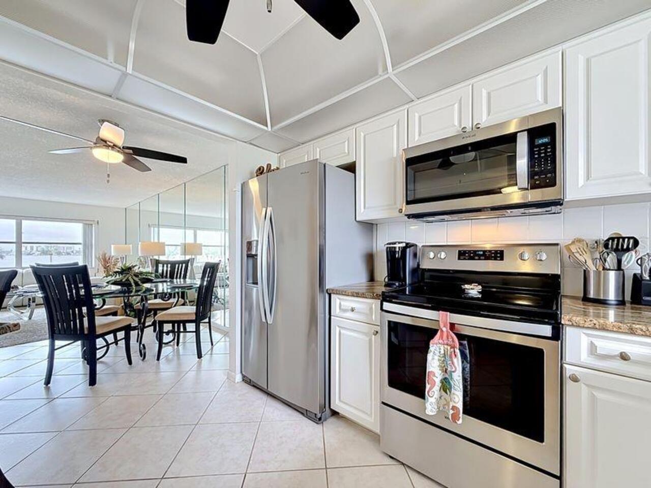 Listing Photo 9