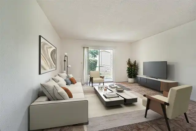 Listing Photo 9