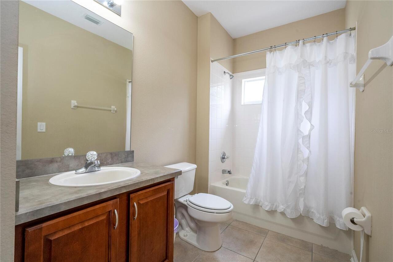 Listing Photo 10