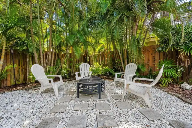 Listing Photo 19
