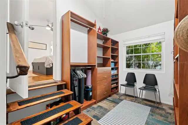 Listing Photo 17
