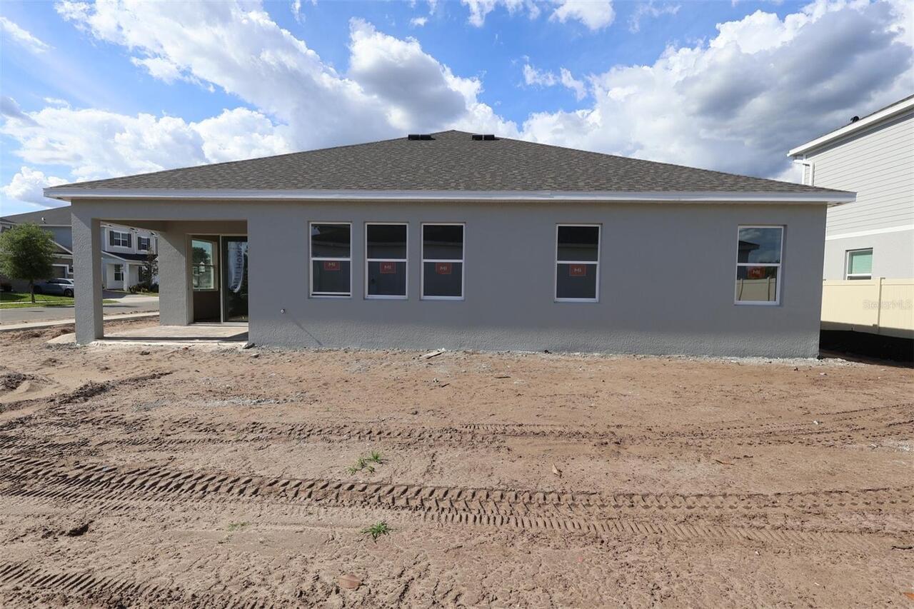 Listing Photo 9
