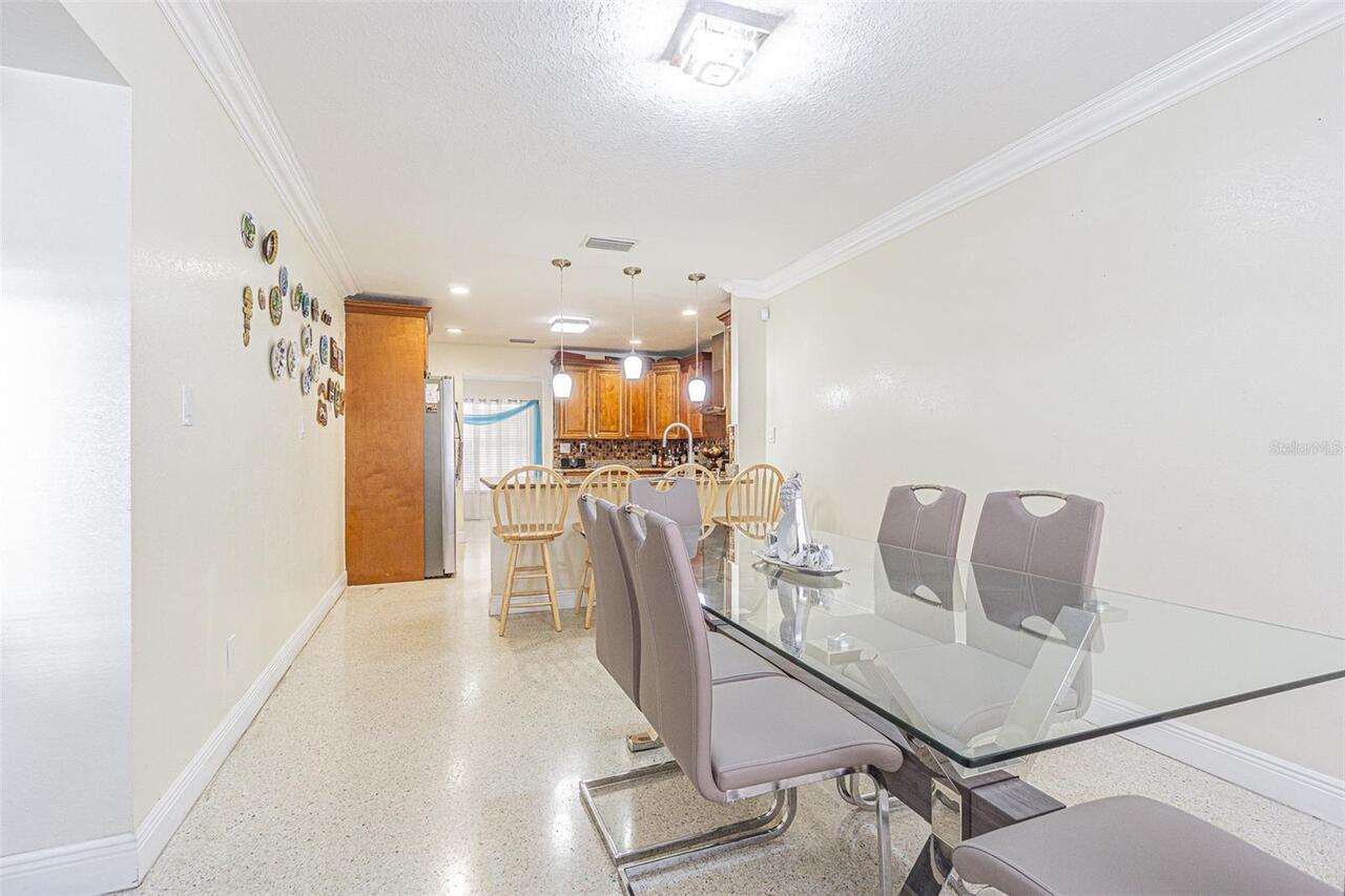 Listing Photo 16