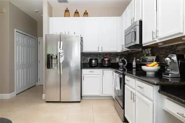 Listing Photo 19