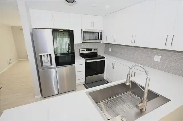 Listing Photo 14