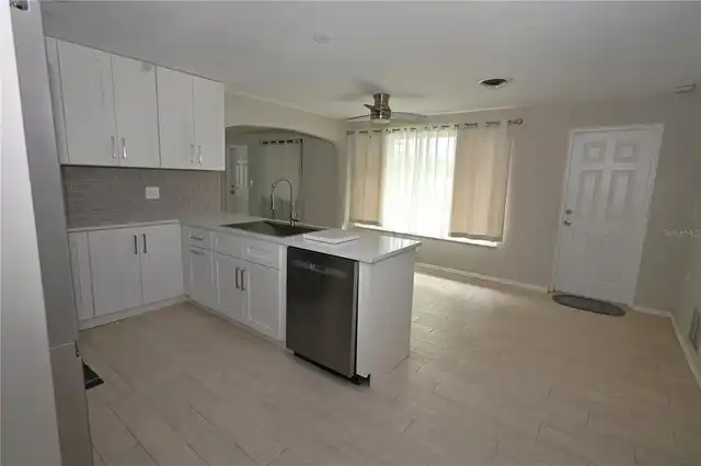 Listing Photo 16
