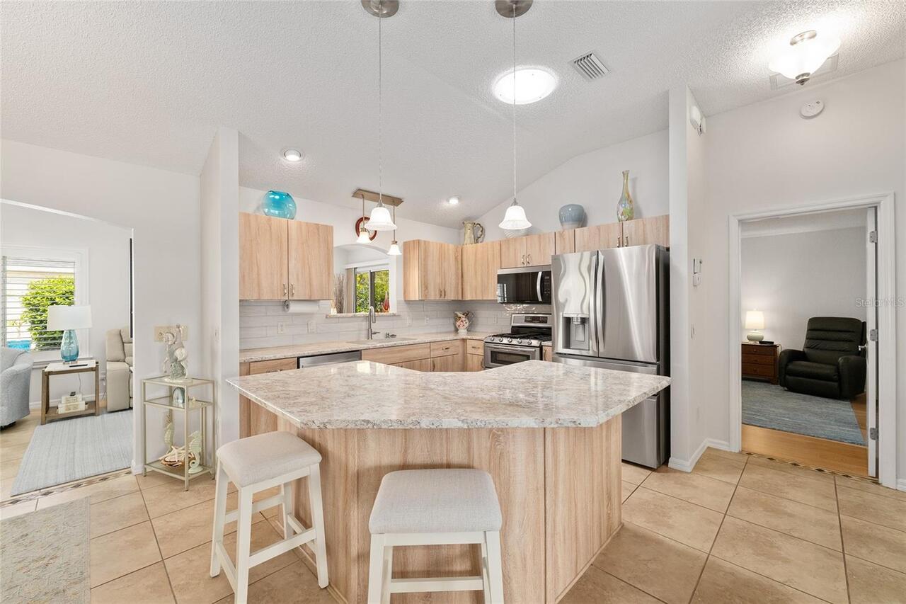 Listing Photo 11