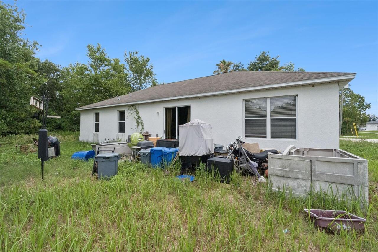Listing Photo 11