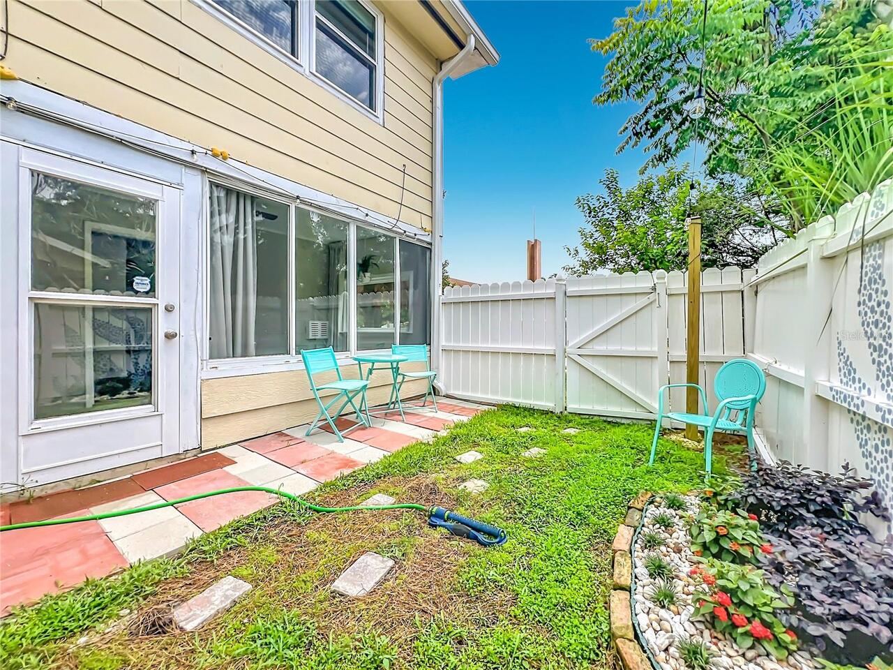 Listing Photo 9