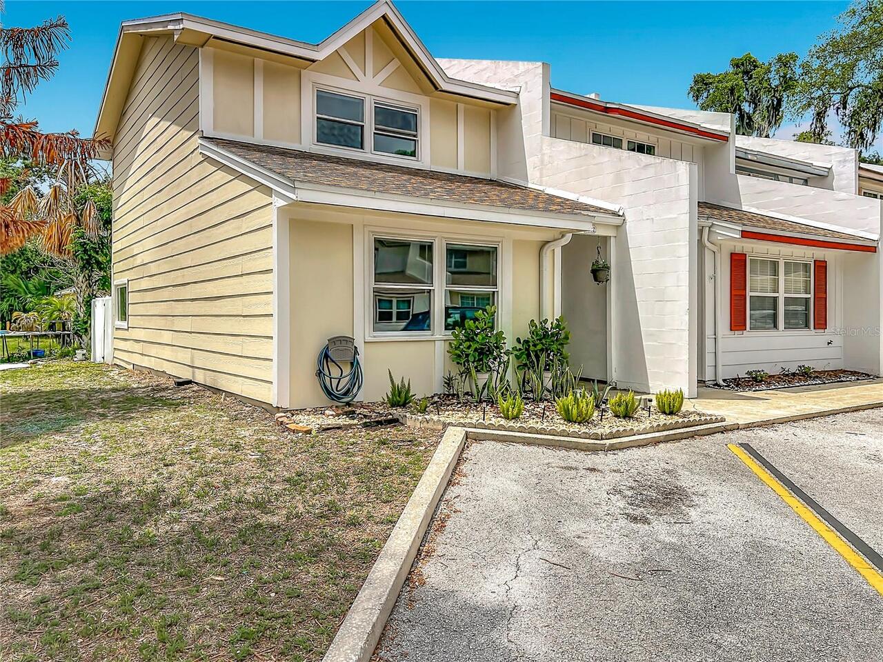 Listing Photo 11
