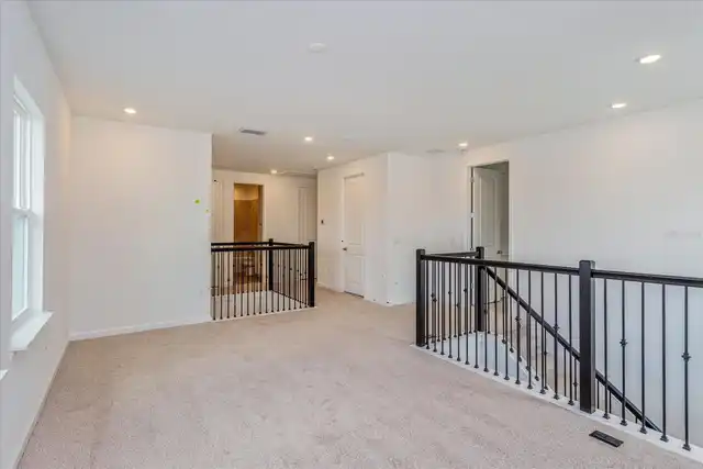 Listing Photo 16
