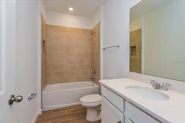 Listing Photo 21