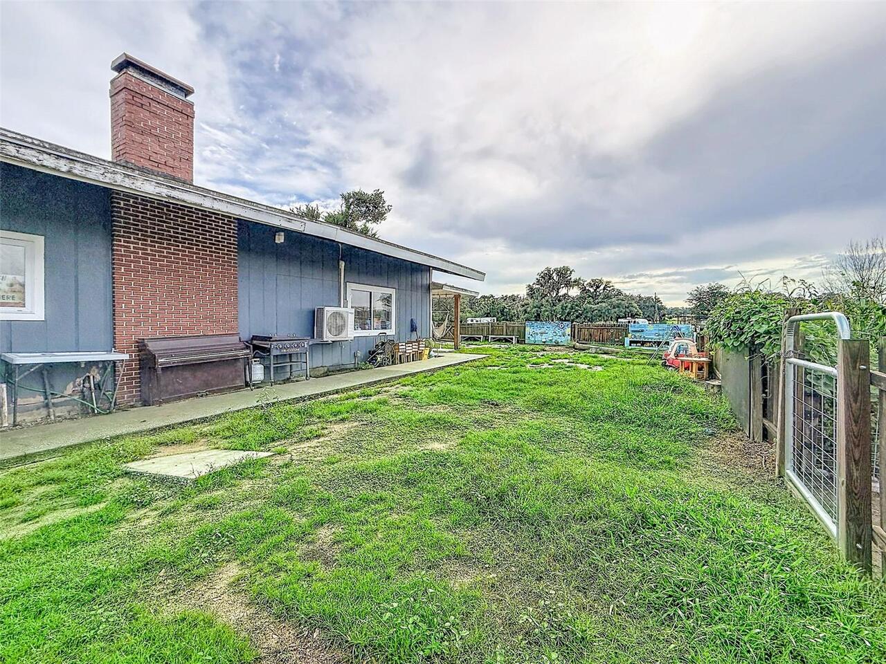 Listing Photo 38
