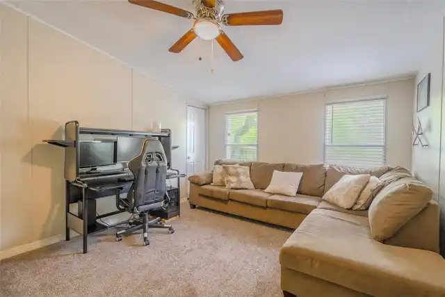 Listing Photo 23