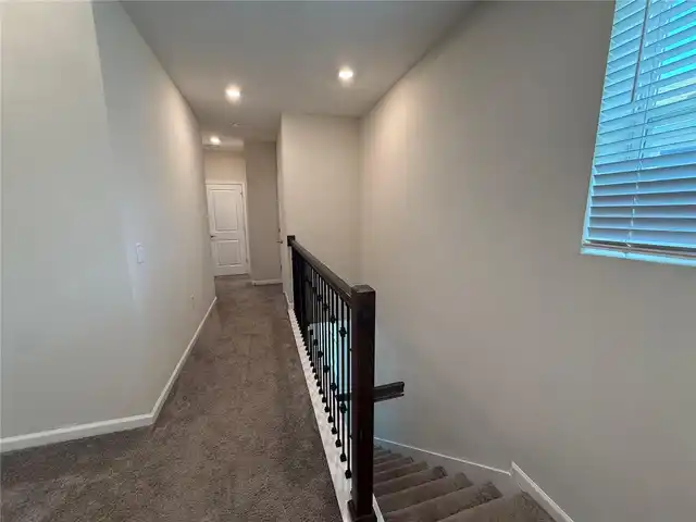 Listing Photo 8
