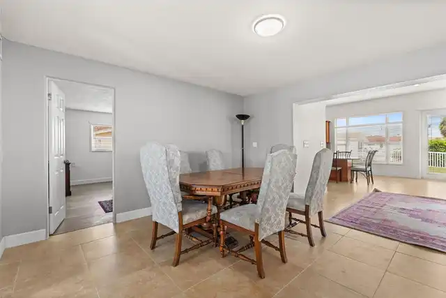 Listing Photo 17
