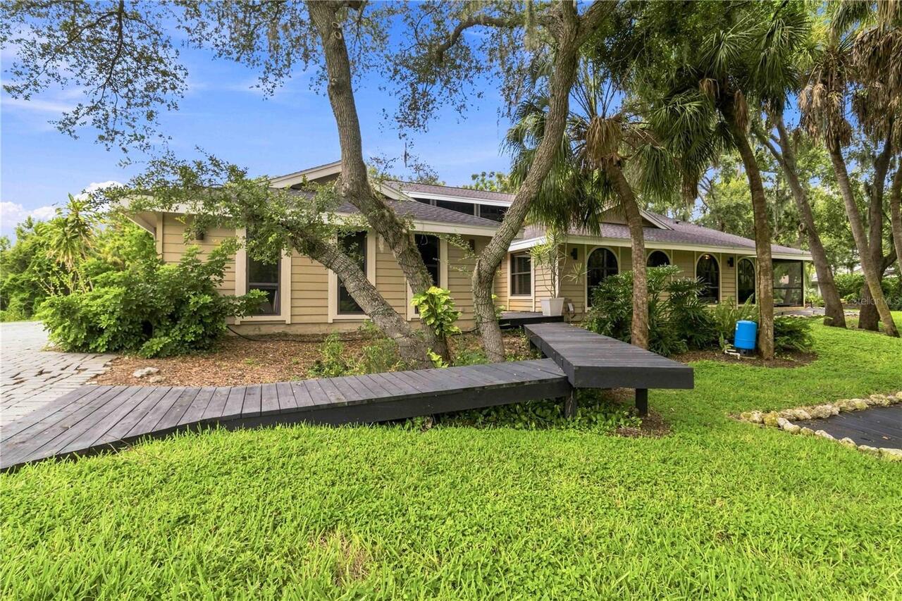 Sarasota Real Estate