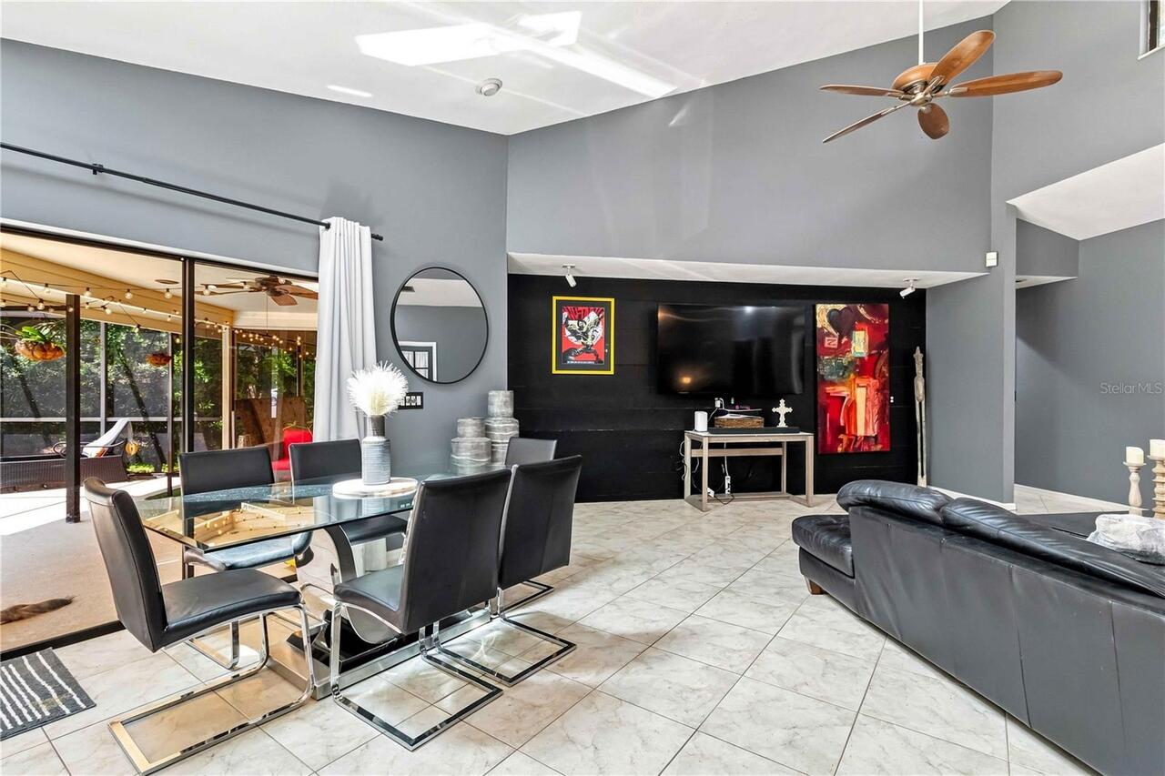Listing Photo 14
