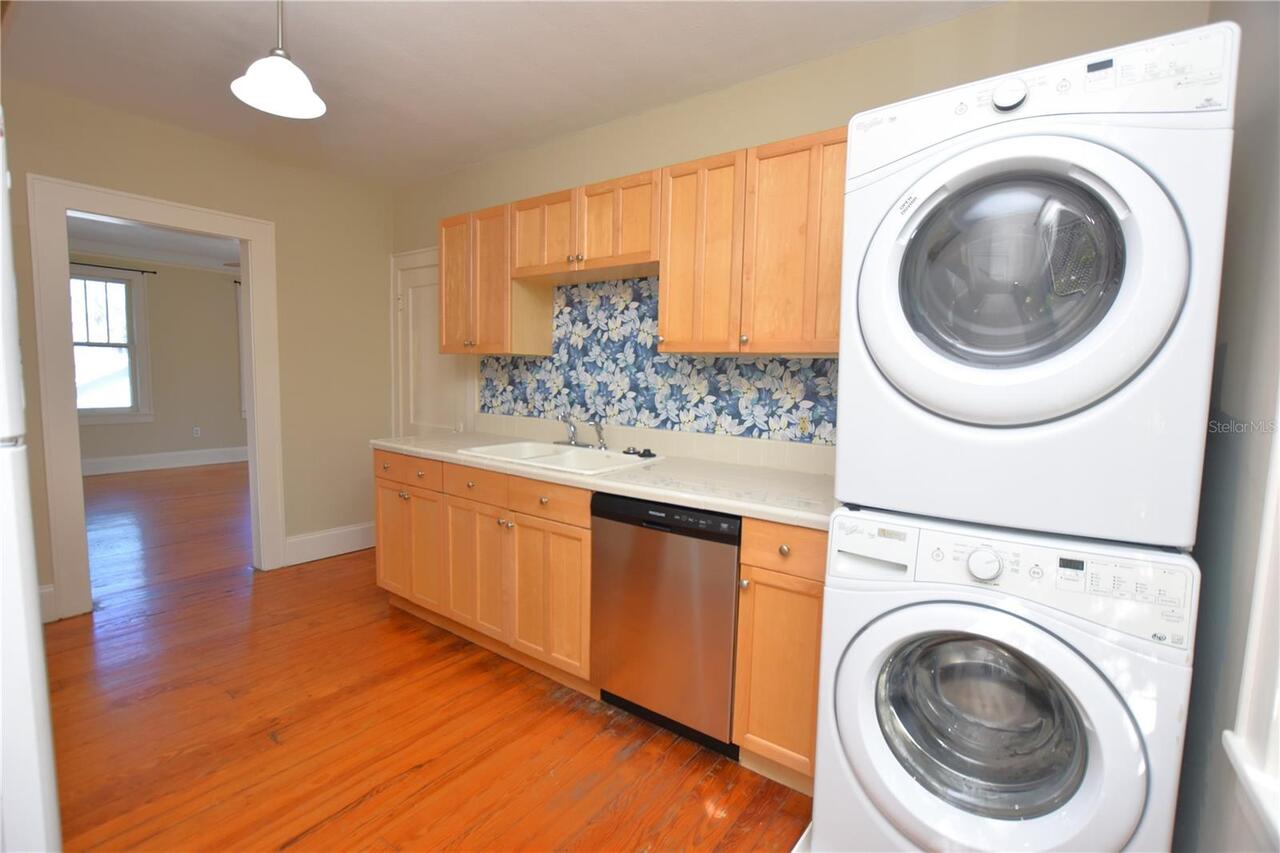 Listing Photo 10