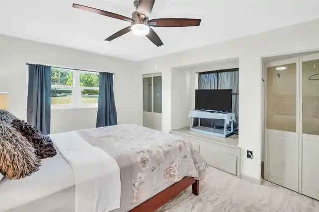 Listing Photo 10