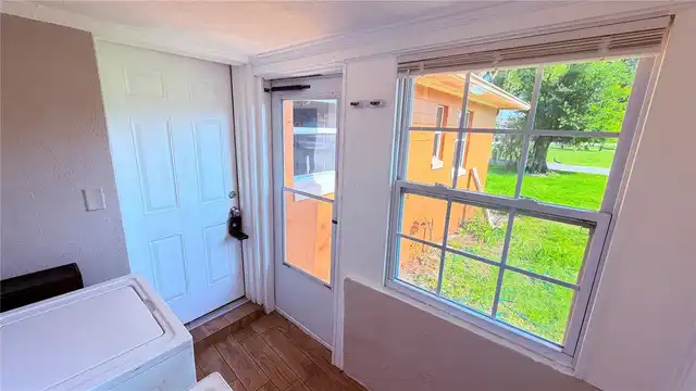 Listing Photo 14