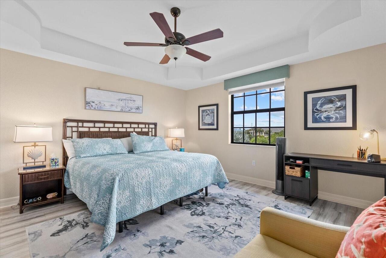 Listing Photo 17