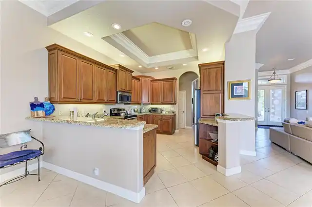 Listing Photo 10