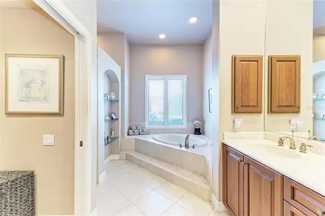 Listing Photo 23